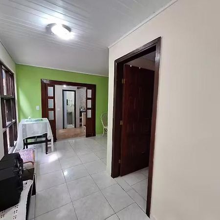 Casa Aconchegante Em Curitiba Hotel Exterior foto